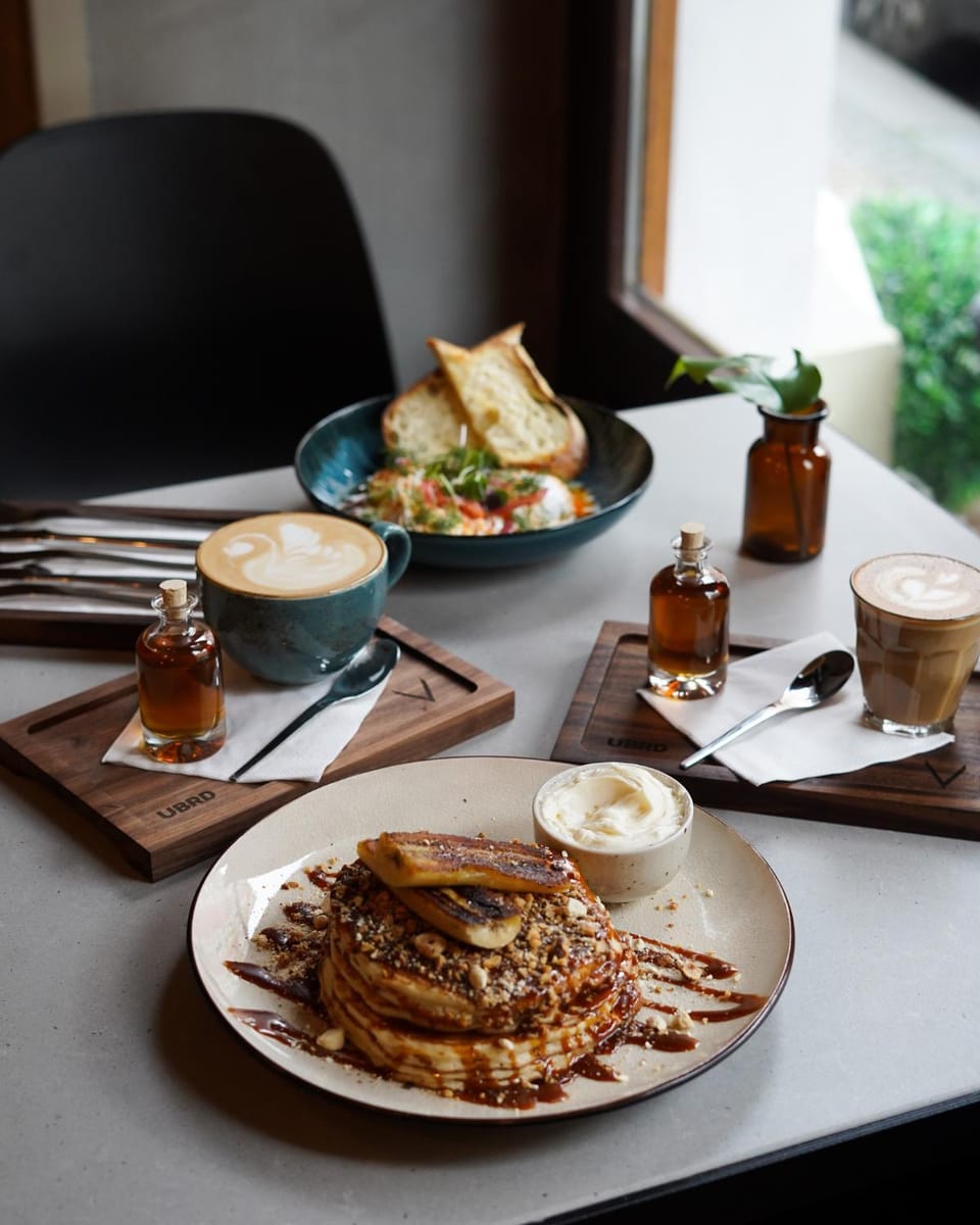 Restaurant/places to eat, Lounge or bar, Breakfast