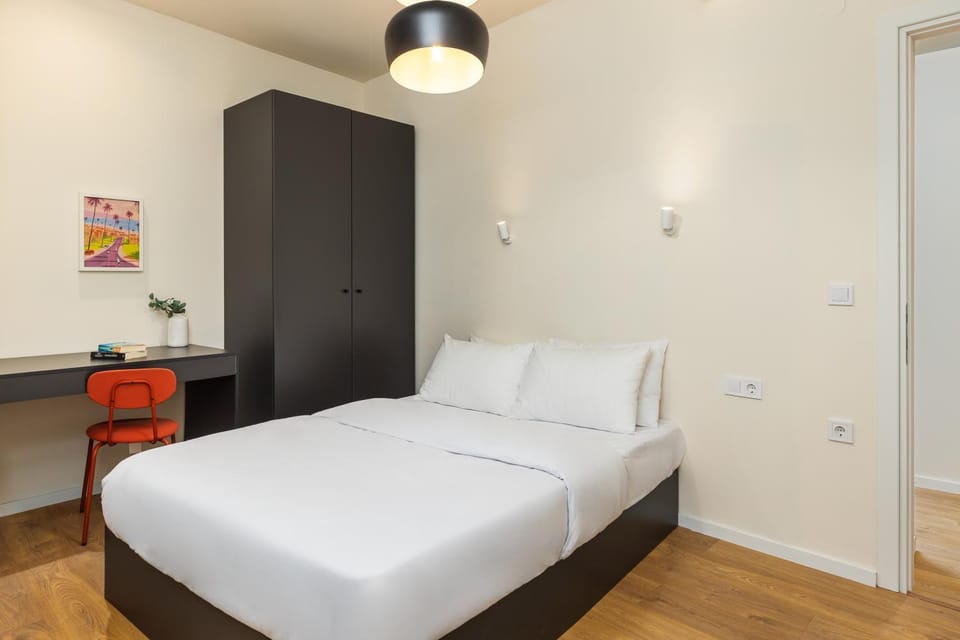Bed, Photo of the whole room, Bedroom, wardrobe