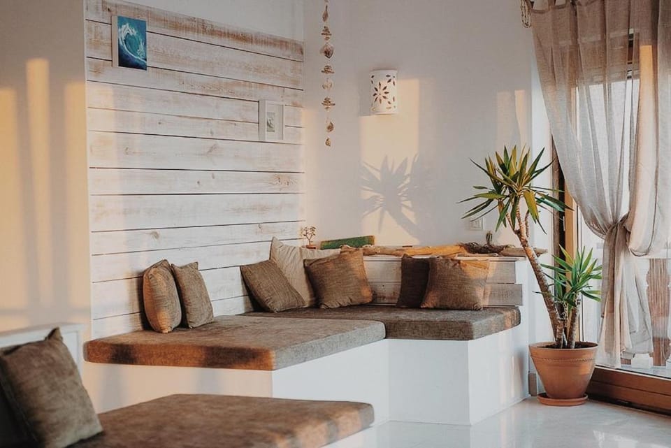 Lounge or bar