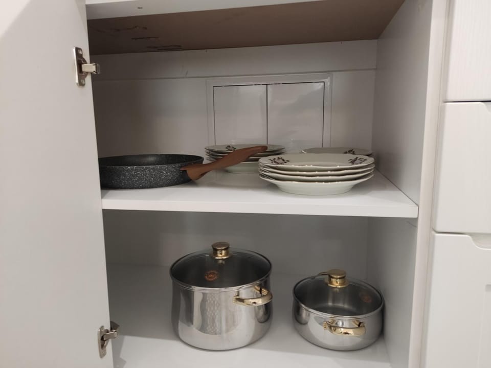 Kitchen or kitchenette, Food