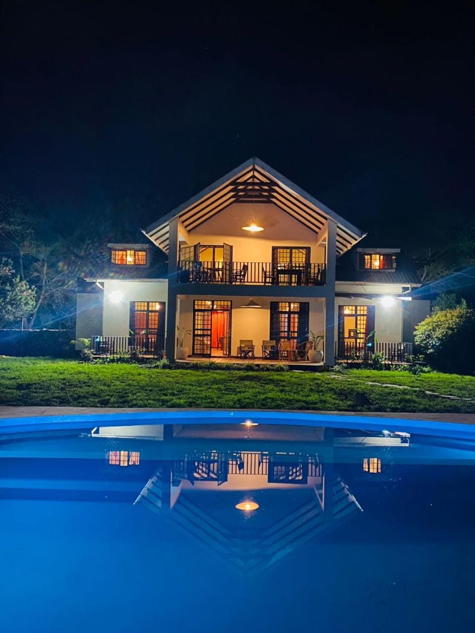 Property building, Night, Pool view, Swimming pool