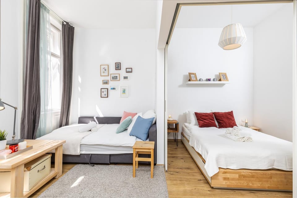Living room, Photo of the whole room, Bedroom