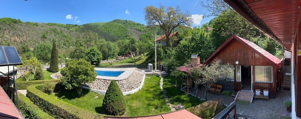Podul Cetatii Bed and Breakfast in Romania