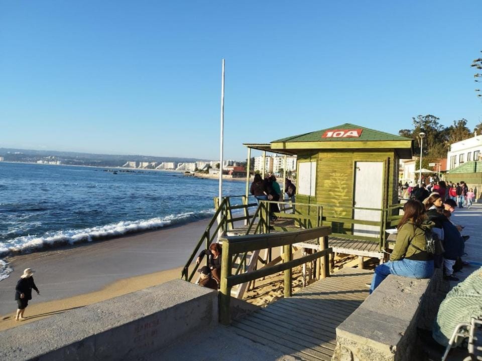 Gran casa a pasos de la playa House in Valparaíso Region