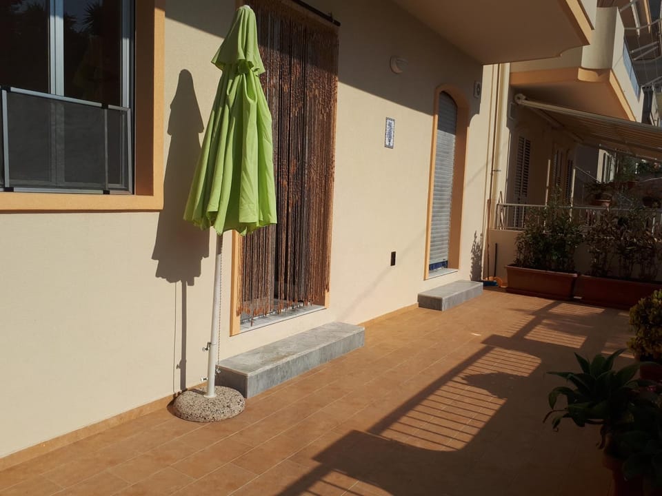 Property building, Inner courtyard view