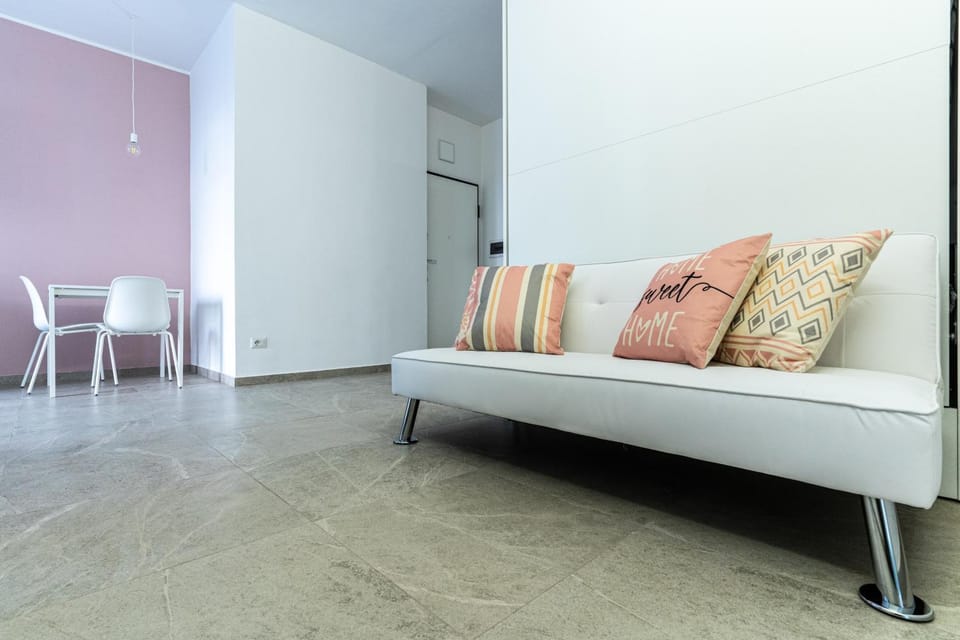 Living room, Photo of the whole room