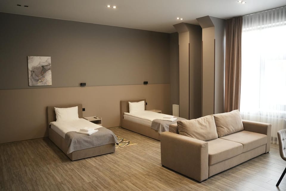 Bed, Photo of the whole room, Seating area, Bedroom