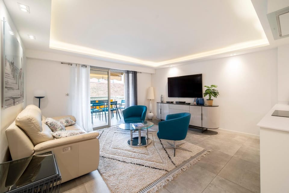 REF 1967 - Cannes Center - Apartment for rent Apartment in Cannes