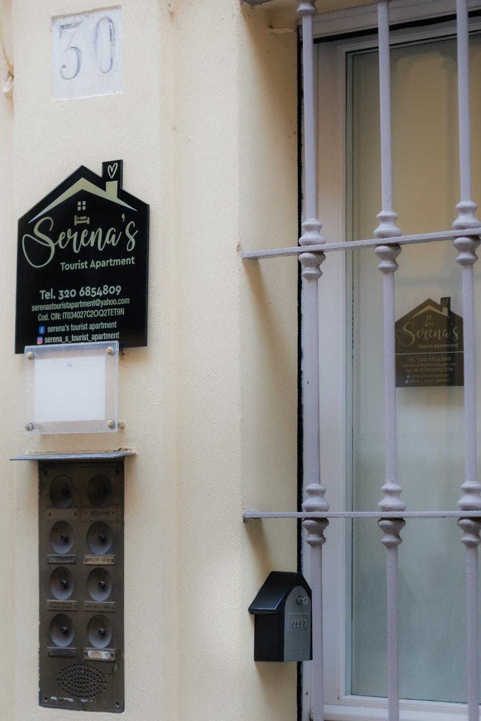 Serena's Tourist Apartment Apartment in Parma