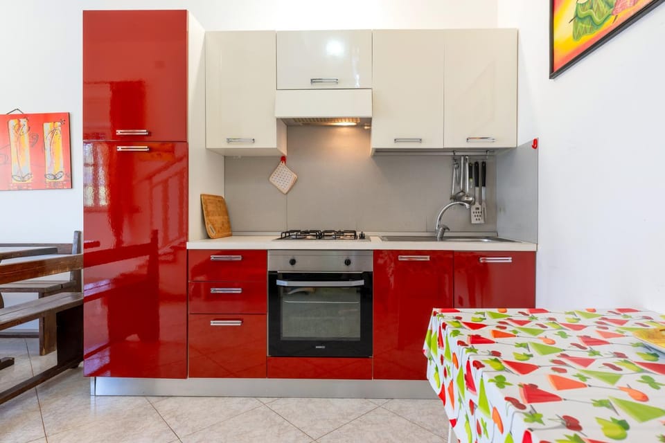Kitchen or kitchenette, Living room