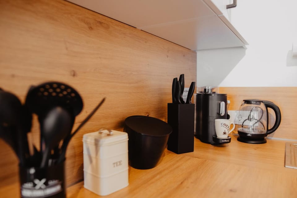 Coffee/tea facilities, Kitchen or kitchenette