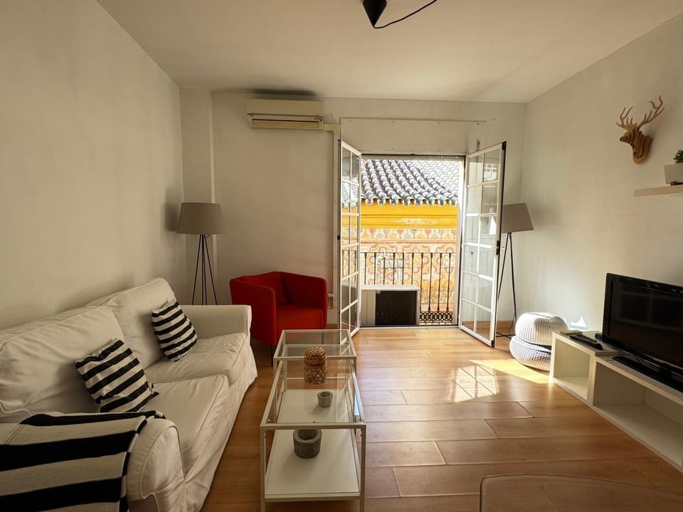 TV and multimedia, View (from property/room), Balcony/Terrace, Living room, Seating area, air conditioner
