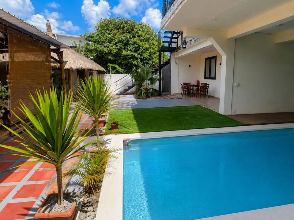 Pool view, Swimming pool