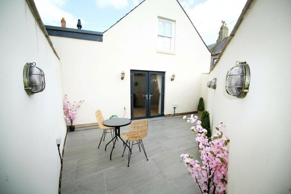 Newly Refurbished Cottage - Sleeps 4 - Central Villa in Berwick-upon-Tweed