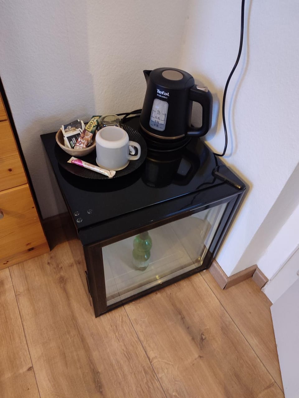 Coffee/tea facilities, minibar