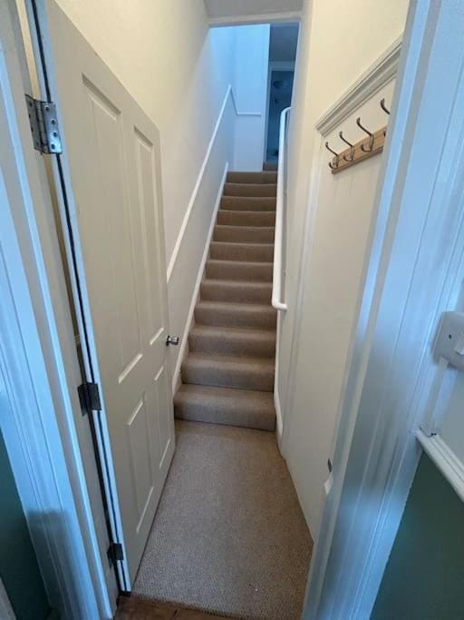 The Pink House Apartment in Torquay