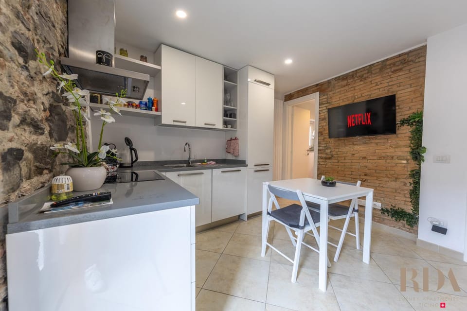 Bella Vista RDA Luxury Apartments vista lago parking Apartment in Canton of Ticino