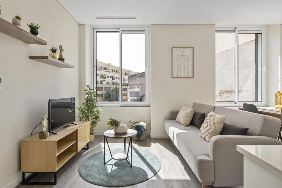 Communal lounge/ TV room, Living room