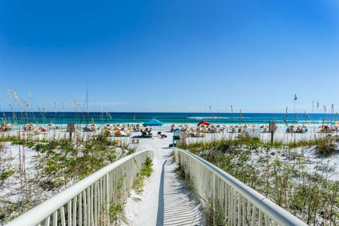 Beach Club 1B - 105A Apartment in Pensacola Beach