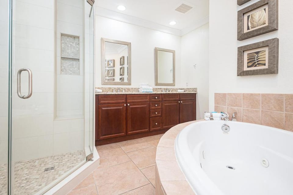 Beach Club Gulf Front 3B Condo - 1602 Apartment in Pensacola Beach