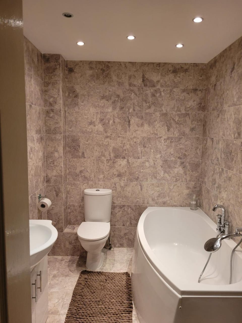 75 Park Prewett ROOM 2 Vacation rental in Basingstoke