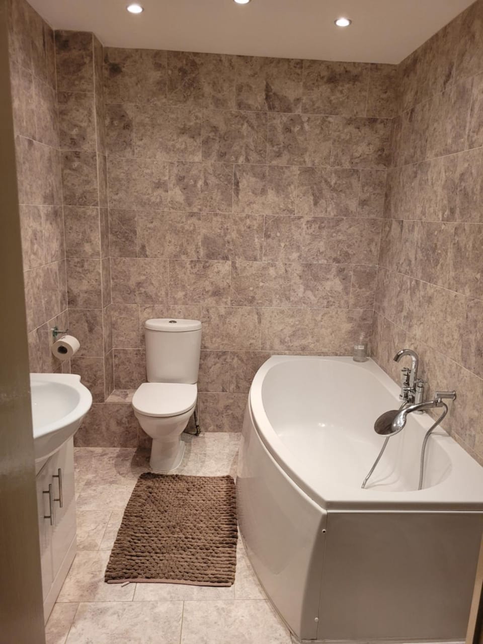 75 Park Prewett ROOM 2 Vacation rental in Basingstoke