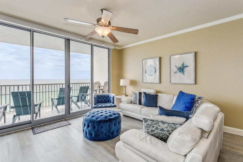 Emerald Dolphin 3B Condo - 1330 Apartment in Pensacola Beach