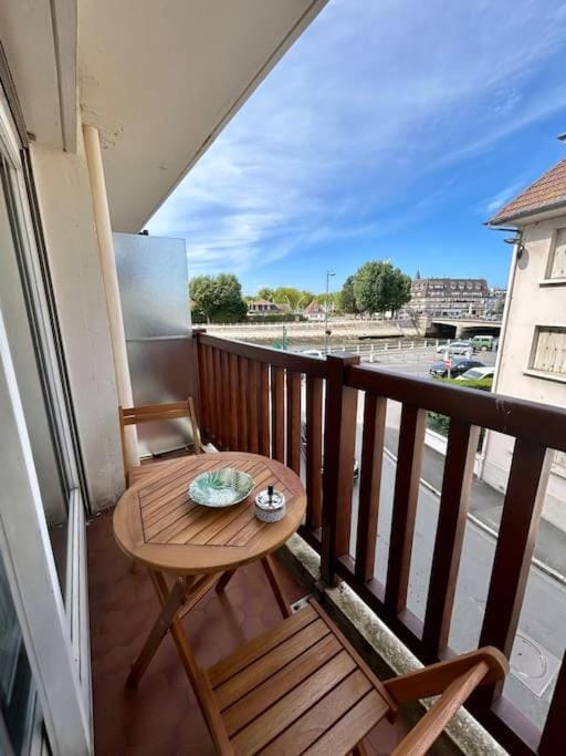 Studio hyper centre Trouville Apartment in Deauville