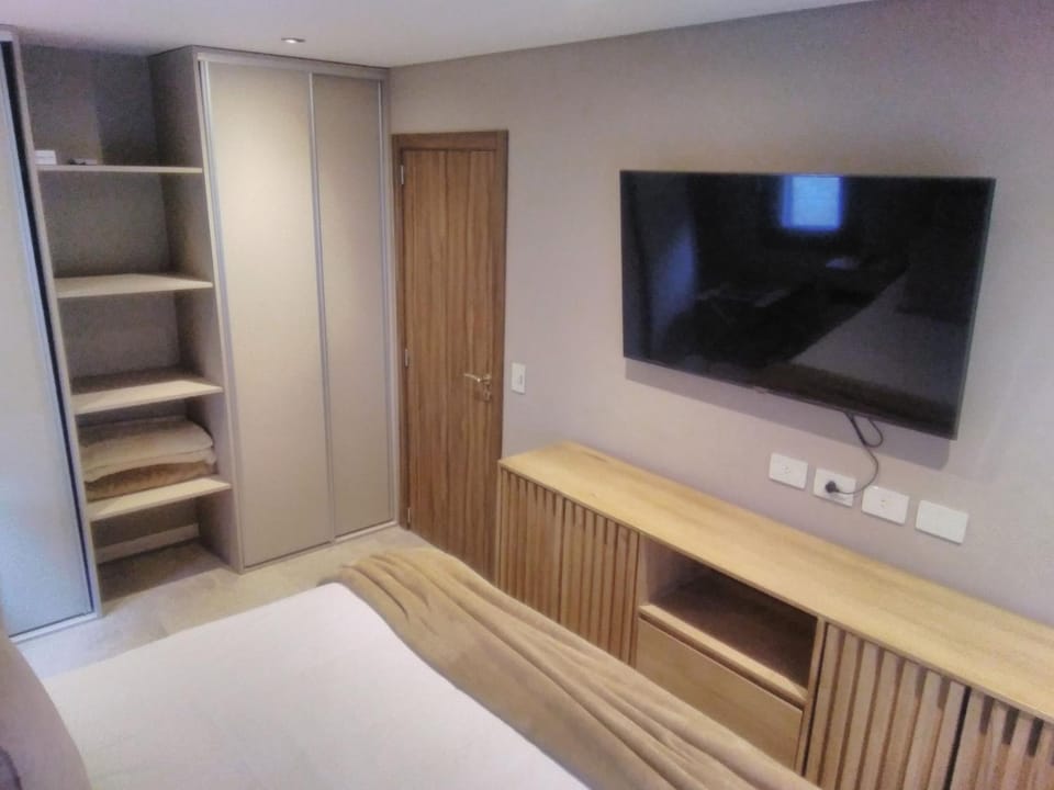 TV and multimedia, Photo of the whole room