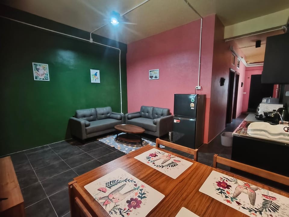 Living room, Seating area