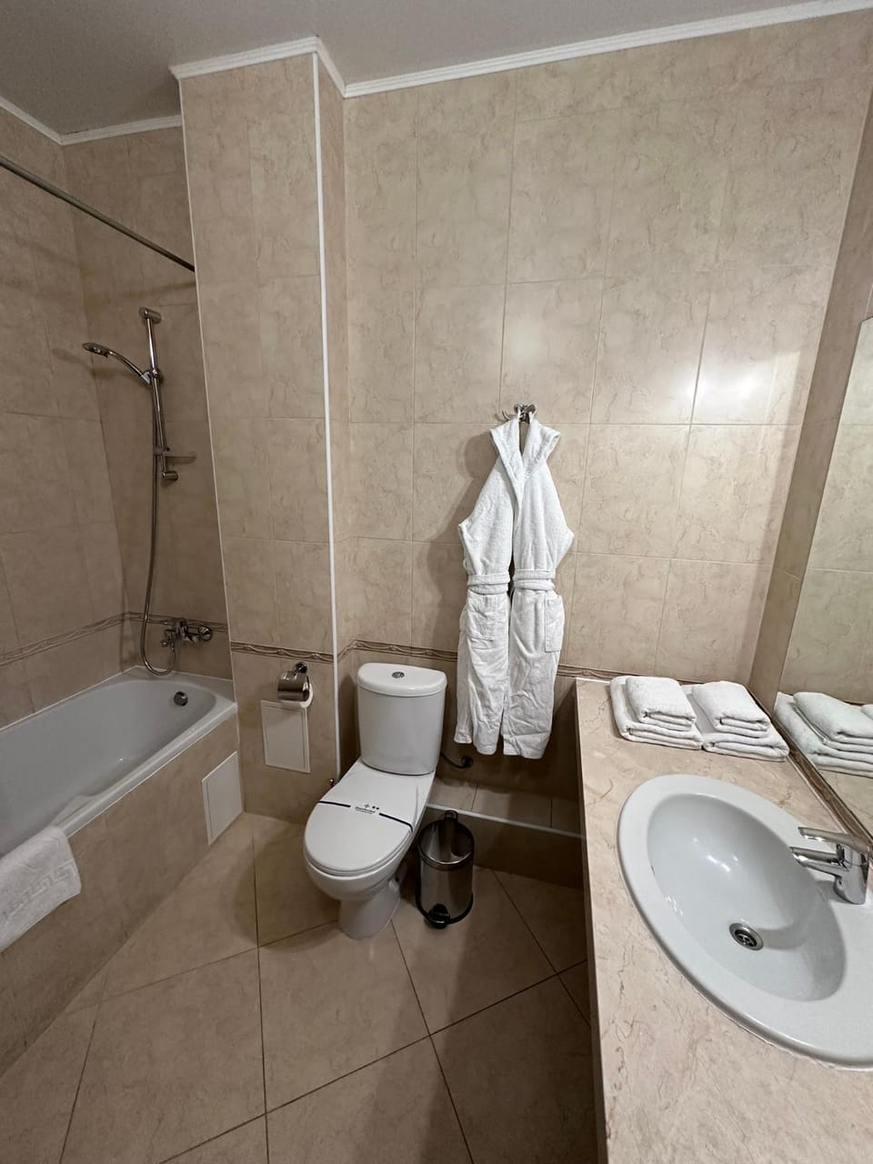 Toilet, Bath