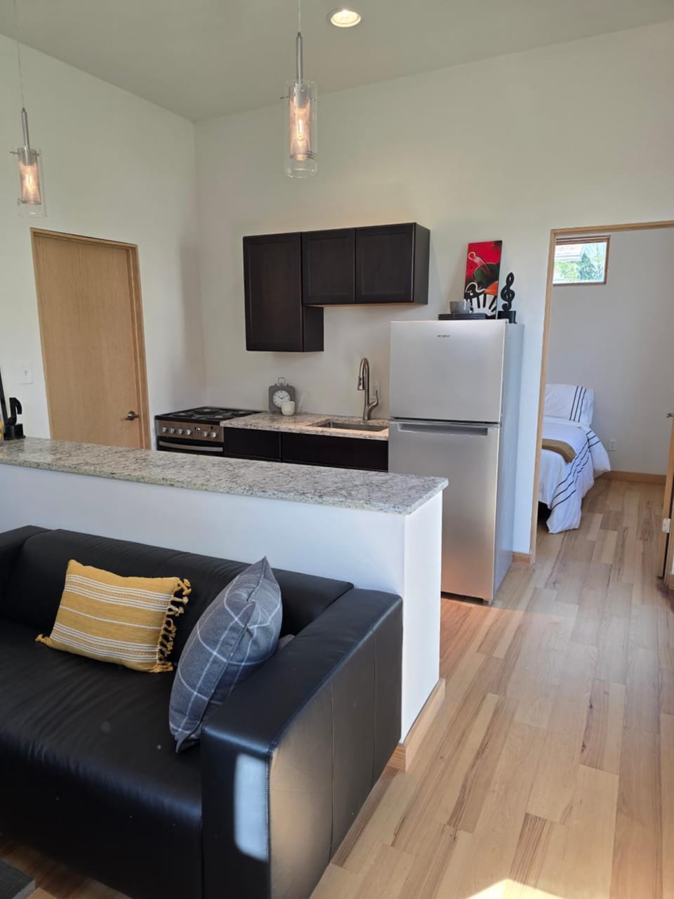 Kitchen or kitchenette, Living room