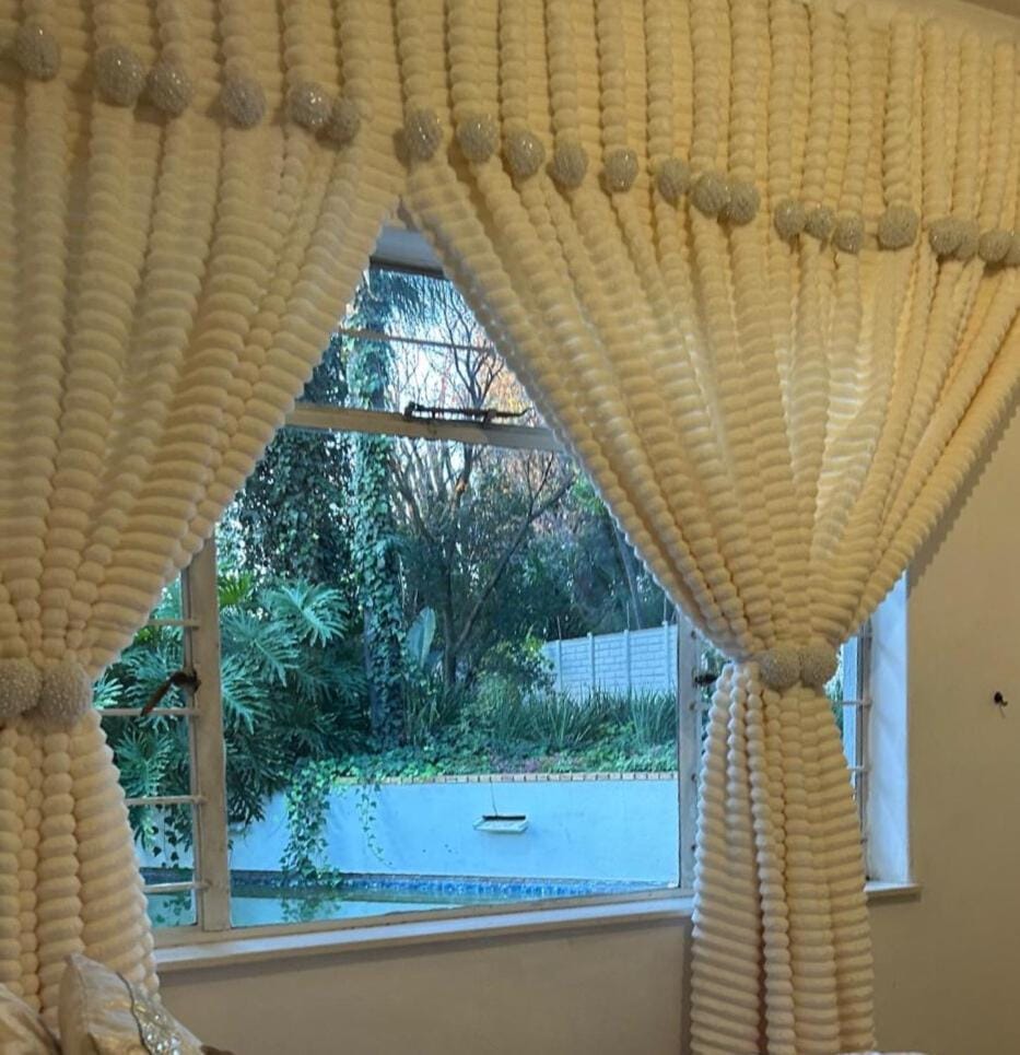 Hesed - Tsalach Upgraded! Apartment in Sandton