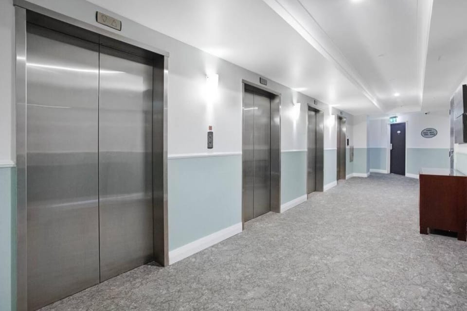 Luxurious Apt Gym Tennis Carpark 6th Floor Apartment in Auckland