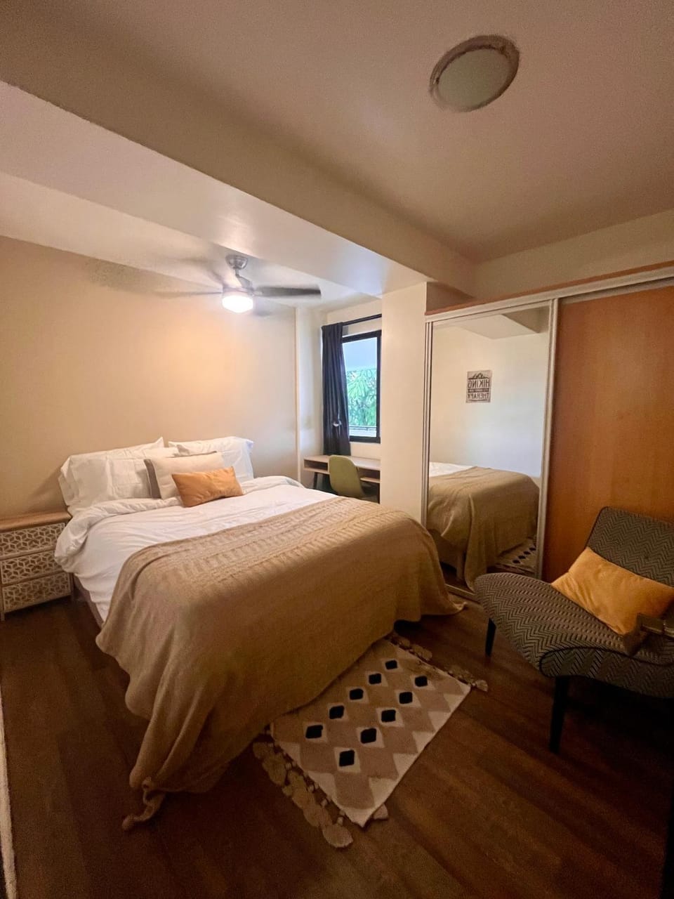 CR MARIPOSA RENTALS Santa Ana Centro 2BR with Terrace Walk Everywhere Apartment in San José Province
