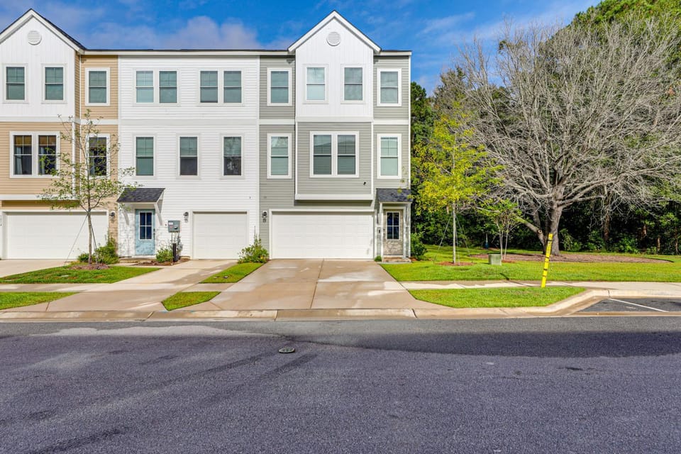 13 Mi to Dtwn Charleston: Quiet Townhome House in Goose Creek