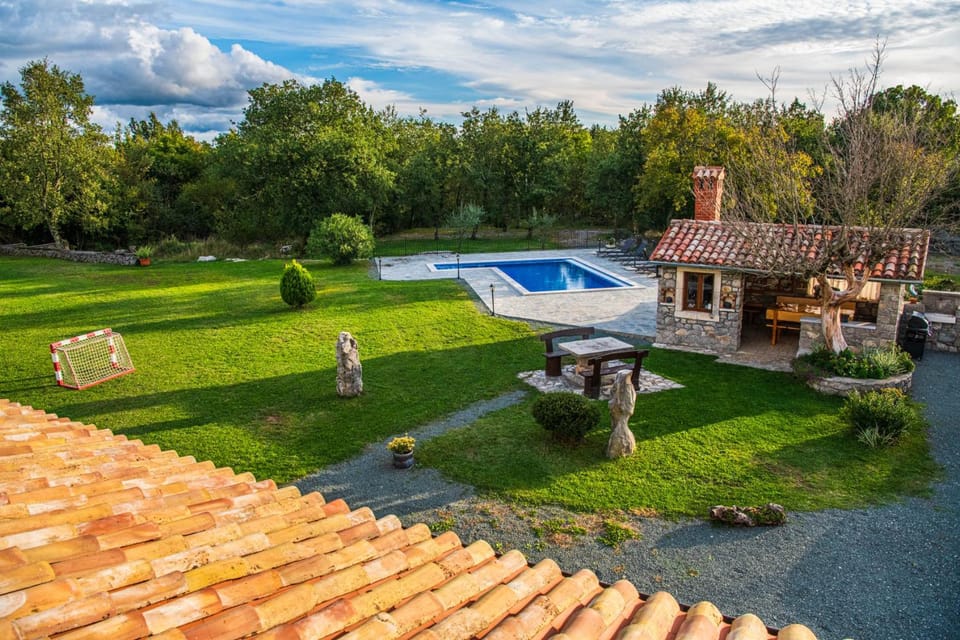 Garden view, Pool view