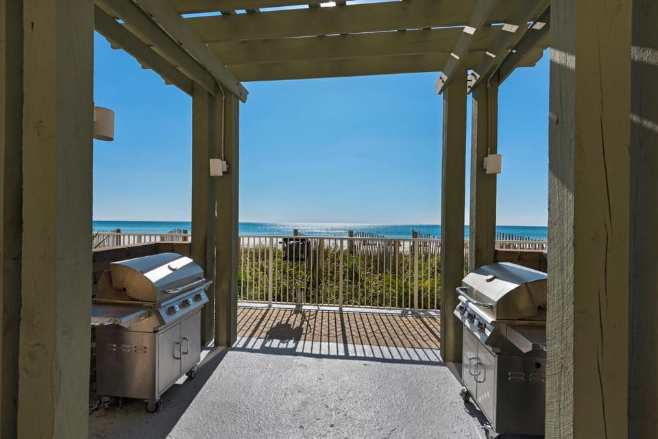 Emerald Isle Resort 2305 House in Panama City Beach