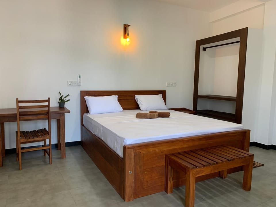 Ceylon Surf Guest and Restaurant Bed and Breakfast in Southern Province