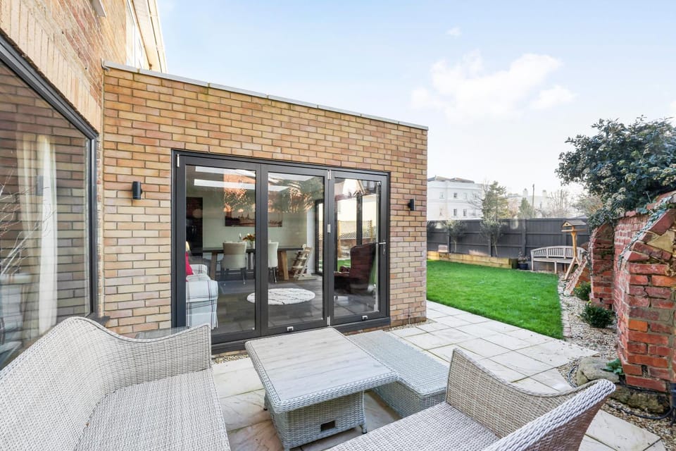 Patio, Garden, Balcony/Terrace, Seating area, Garden view