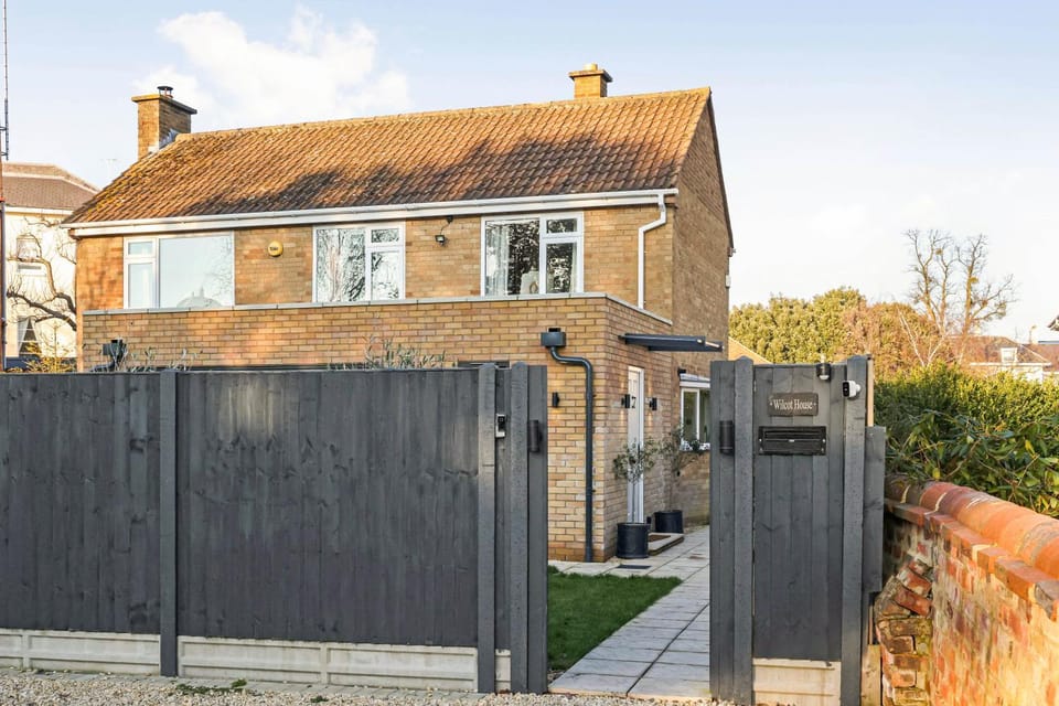 Property building, Garden view