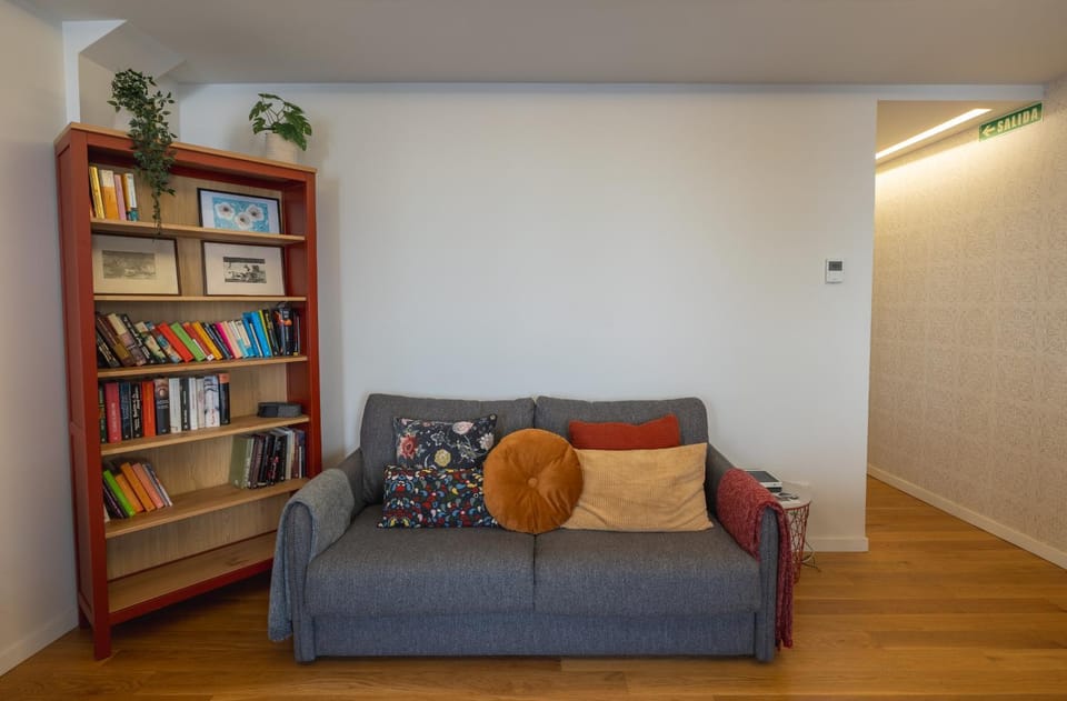 Communal lounge/ TV room, Living room
