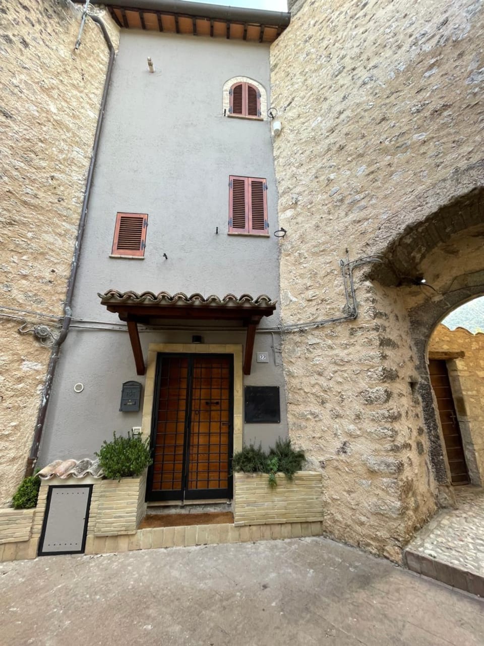 Facade/entrance