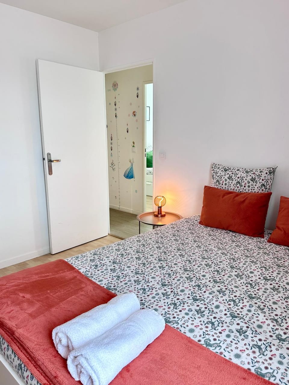 Duplex Le G - Reine des neiges 10 min Disney Paris Apartment in Chessy