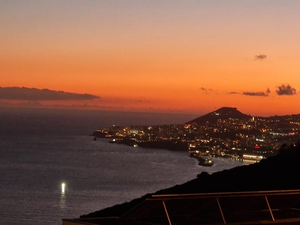 Nearby landmark, Night, Natural landscape, Balcony/Terrace, City view, Lake view, Landmark view, Mountain view, Sea view, Sunset