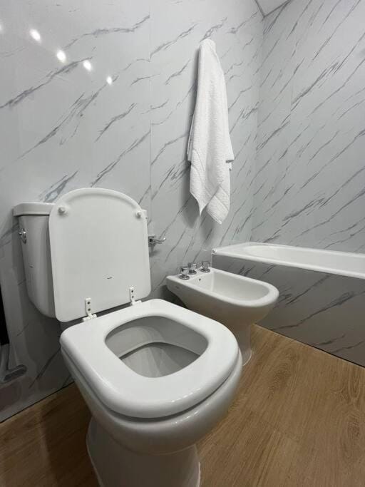 Toilet, Bathroom, bidet, towels