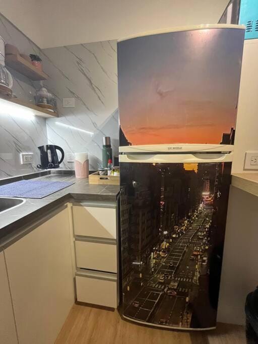 Coffee/tea facilities, Kitchen or kitchenette, oven