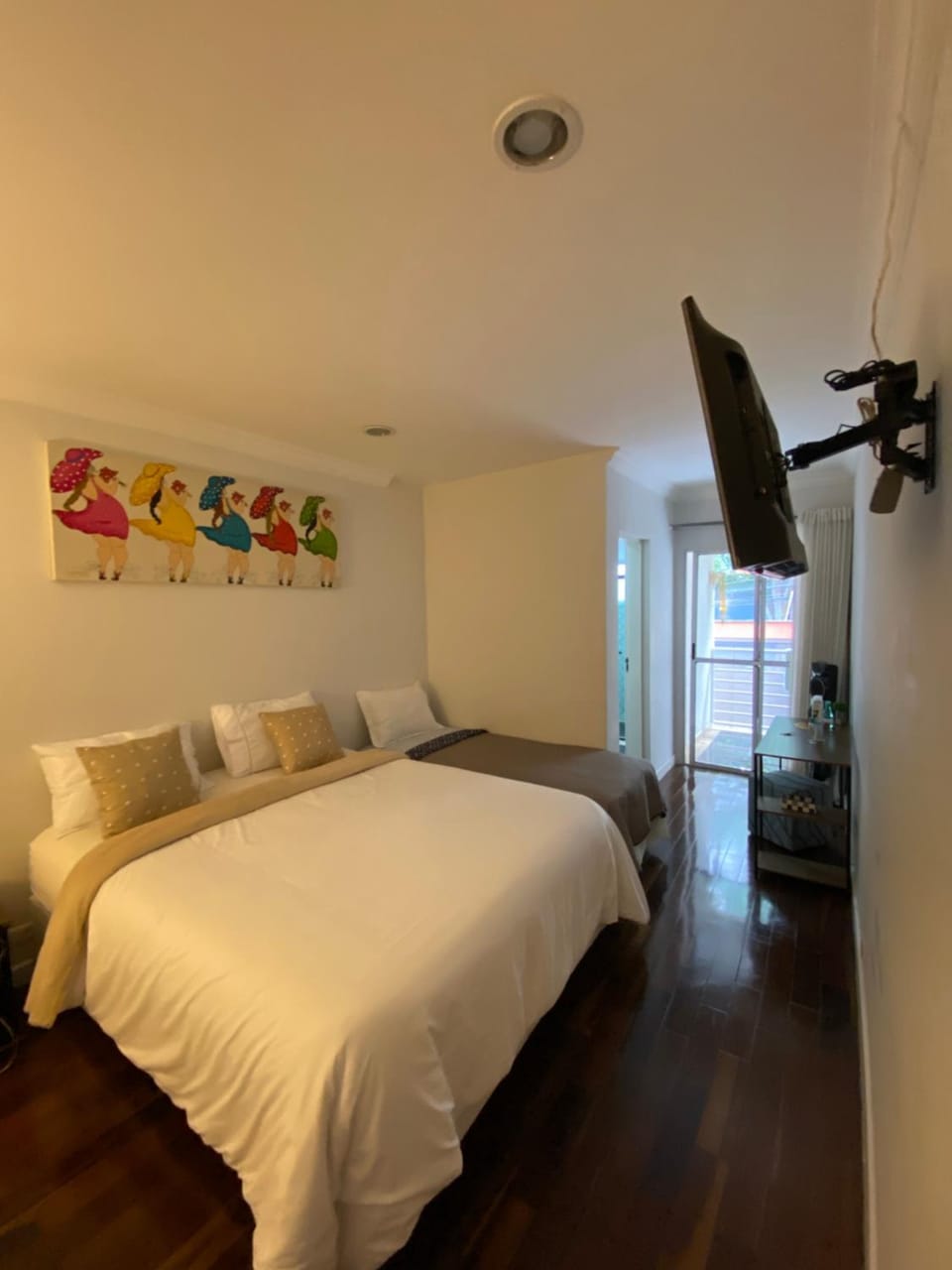 Photo of the whole room