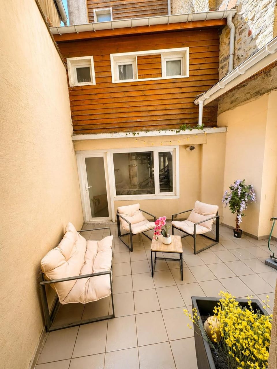 HYPER CENTRE COSY DUPLEX dans les remparts Apartment in Hauts-de-France
