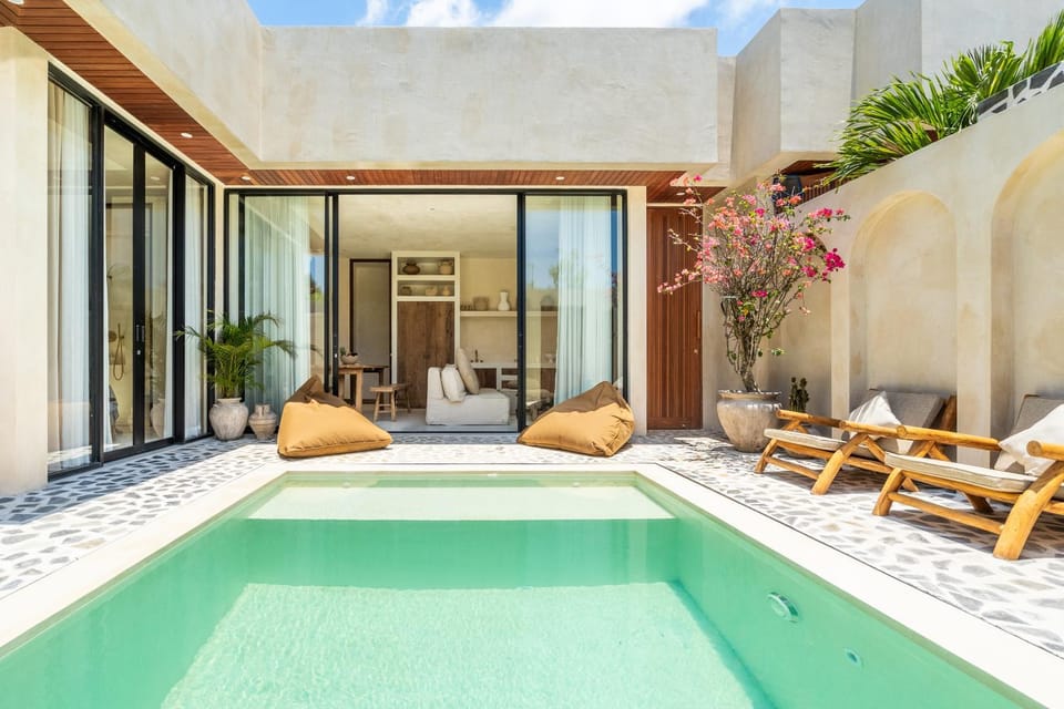 Property building, Patio, Swimming pool